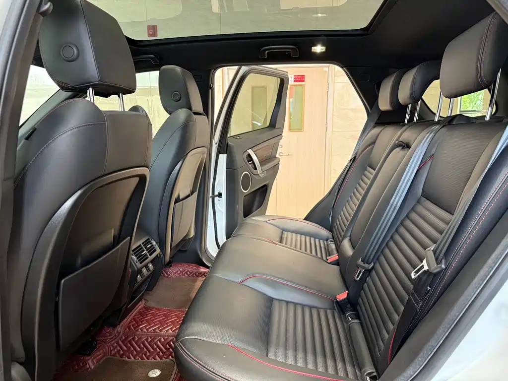 Land Rover Discovery Sport 2022 — фото 13