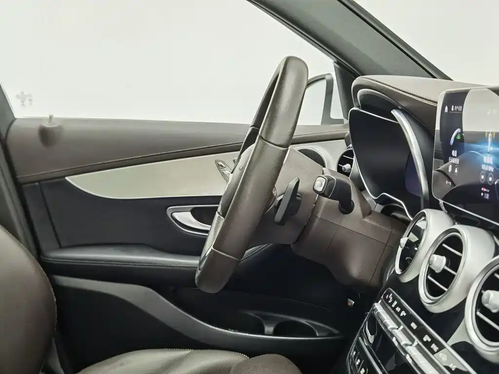 Mercedes-Benz GLC 2021 — фото 22