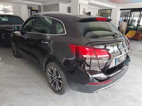 Borgward BX7 2016