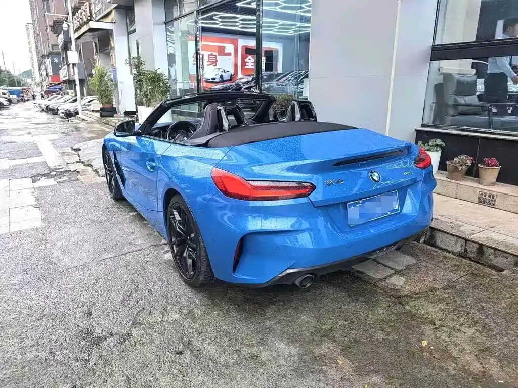 BMW Z4 2023 — фото 2