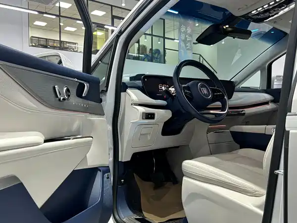 Buick GL8 New Energy 2024