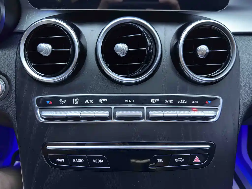 Mercedes-Benz C-Class 2020 — фото 12