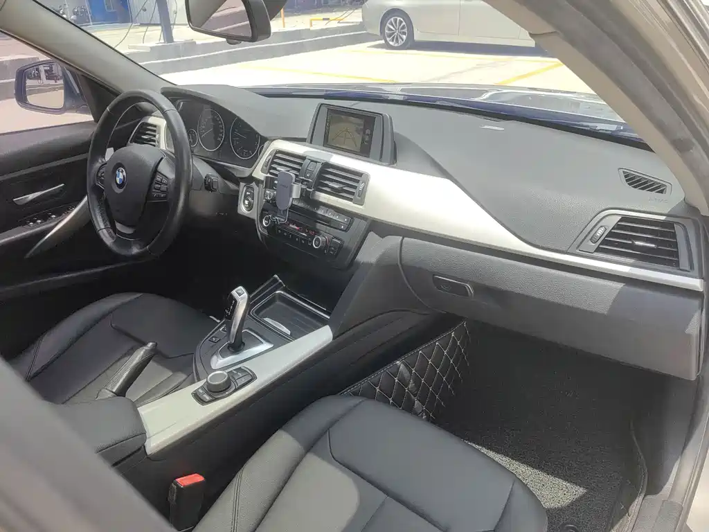 BMW 3 Series 2015