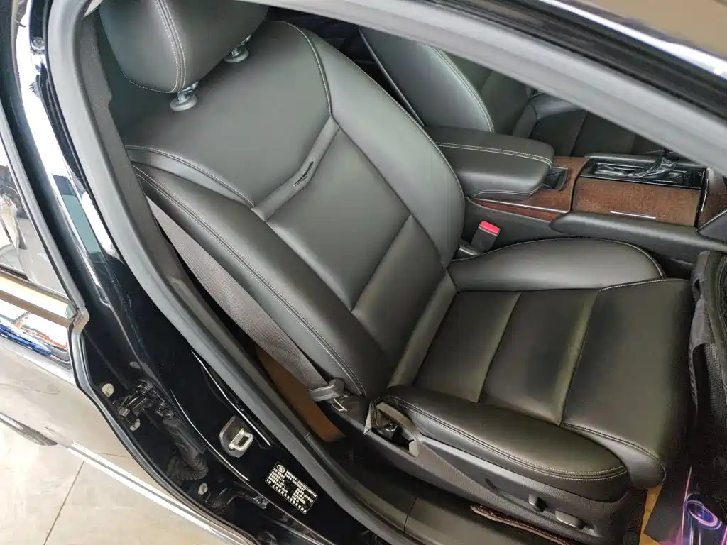 Cadillac XTS 2018 — фото 20