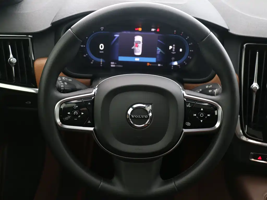 Volvo S90 2023 — фото 12