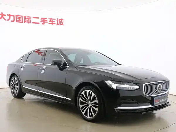 Volvo S90 2023