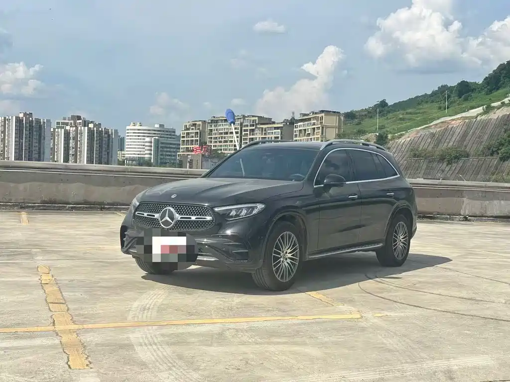 Mercedes-Benz GLC 2025
