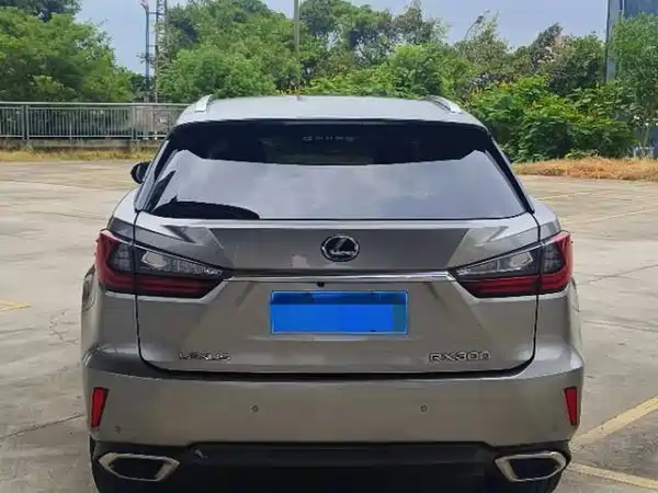 Lexus RX 2019