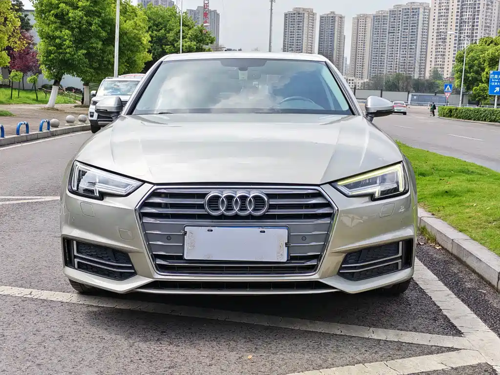 Audi A4L 2018 — фото 3