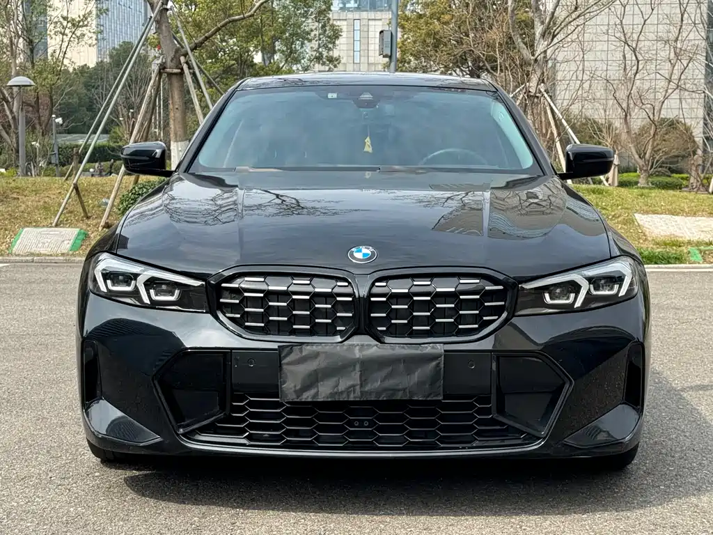 BMW 3 Series 2023