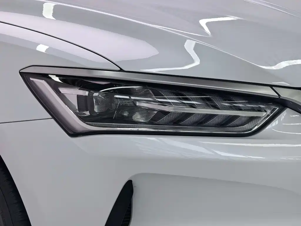 BYD Qin PLUS 2025 — фото 17
