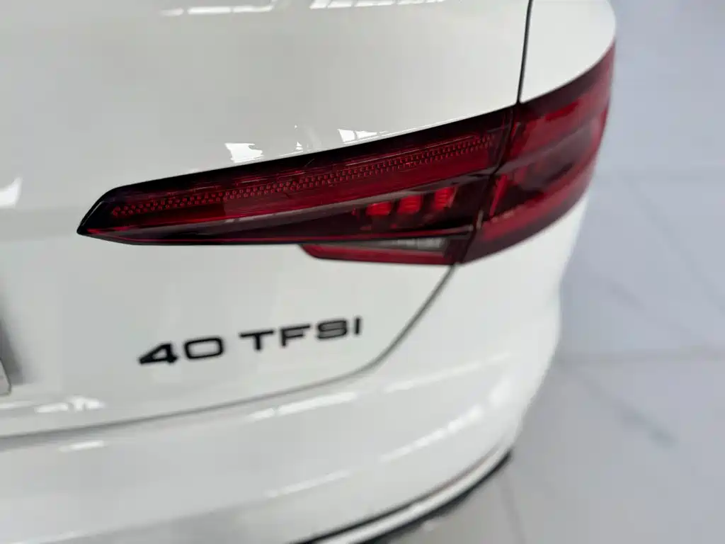 Audi A4L 2019 — фото 18