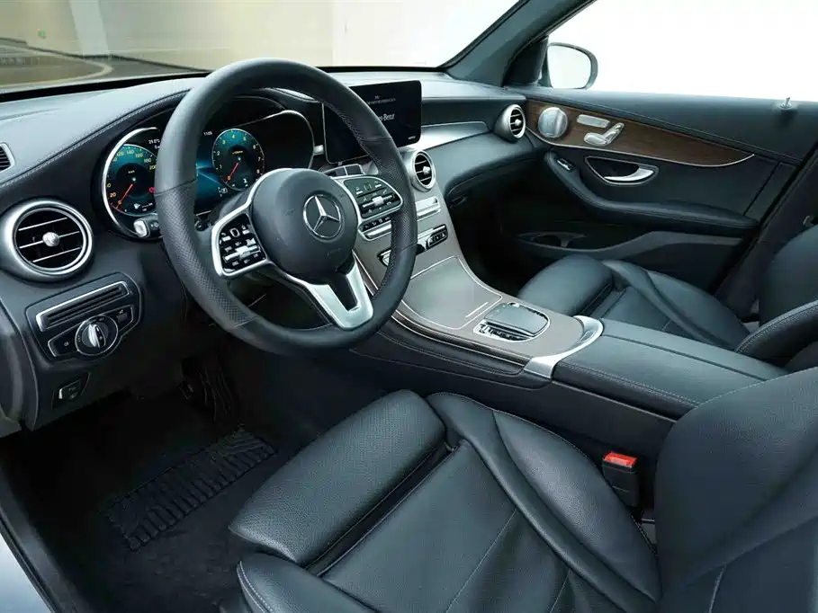 Mercedes-Benz GLC 2021 — фото 9