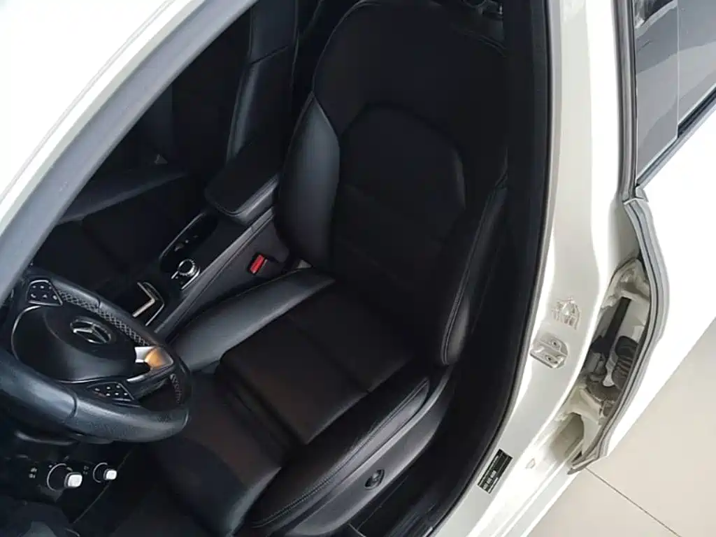 Mercedes-Benz B-Class 2017 — фото 15