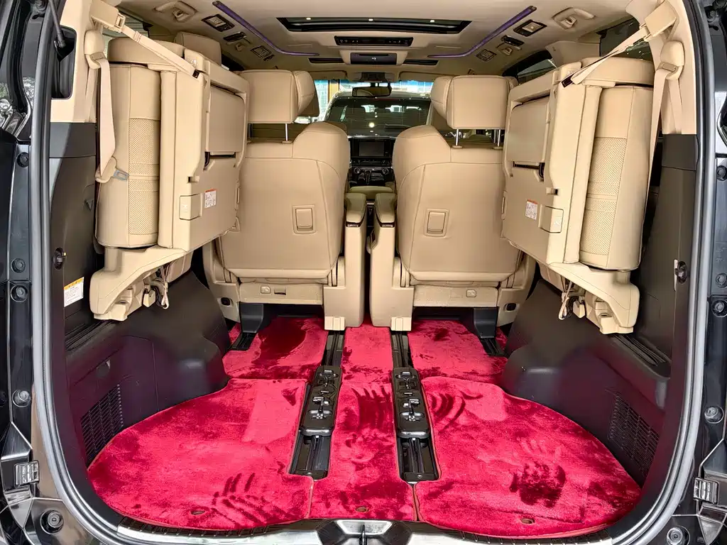 Toyota Alphard 2018 — фото 20