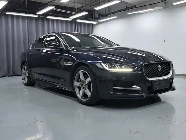 Jaguar XE 2016