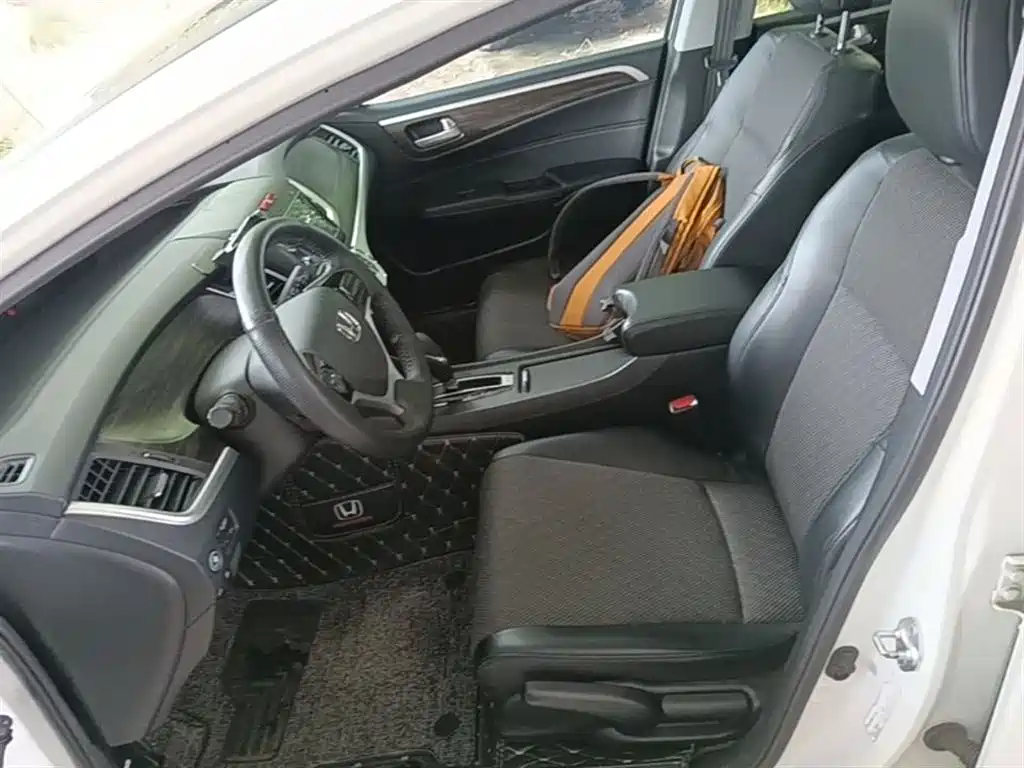 Honda Jade 2019 — фото 15