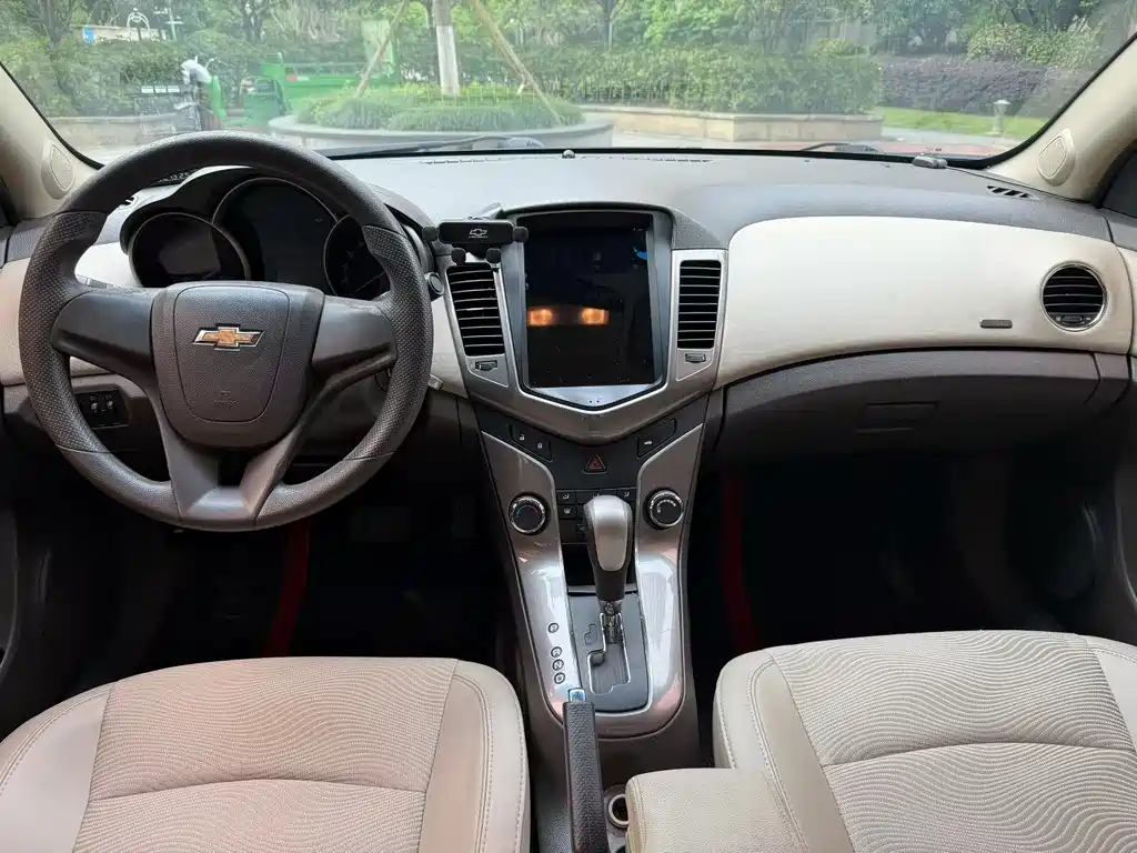 Chevrolet Cruze 2015 — фото 5