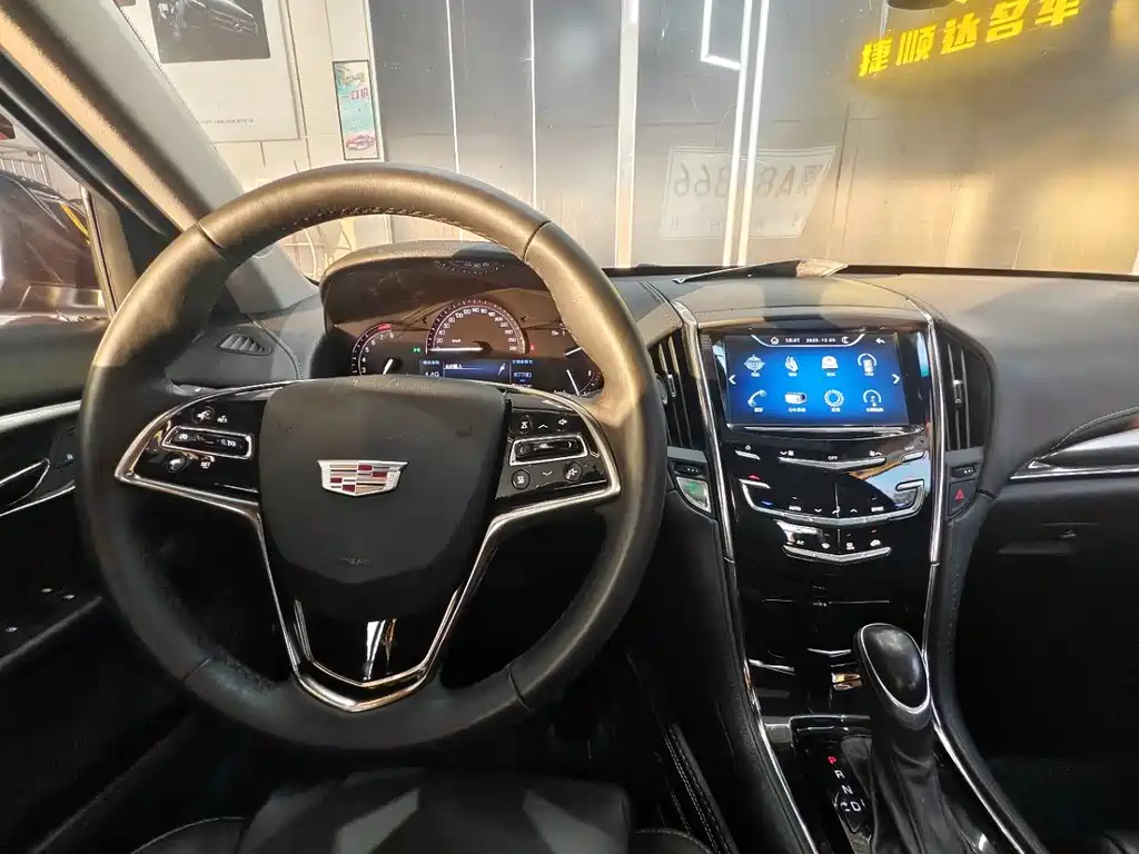 Cadillac ATS-L 2017 — фото 16
