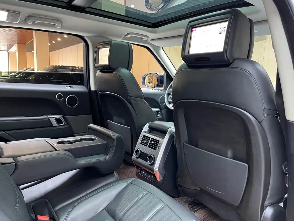 Land Rover Sport 2018 — фото 8