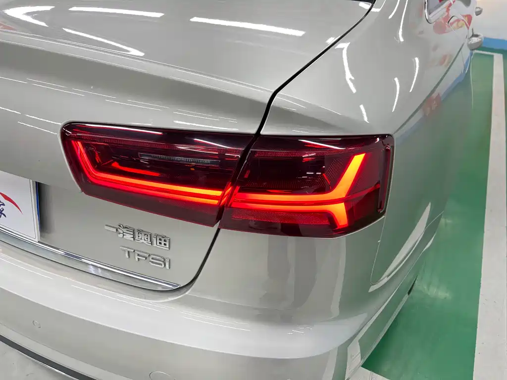 Audi A6L 2017 — фото 24