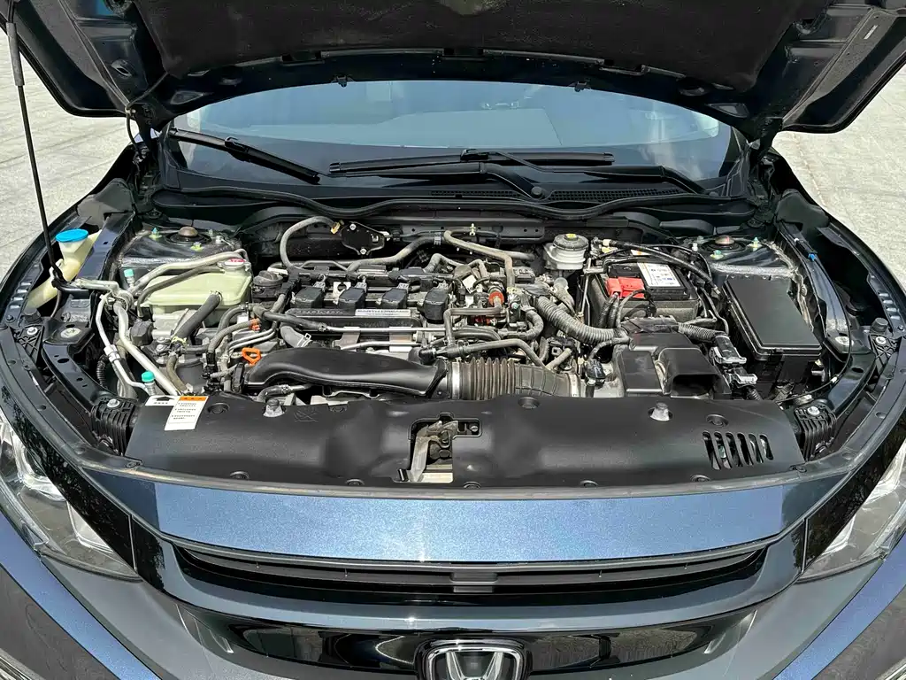 Honda Civic 2020 — фото 10