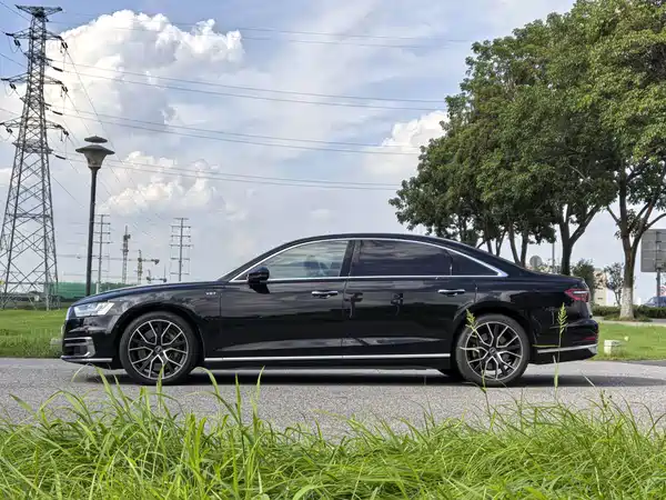 Audi A8 2021