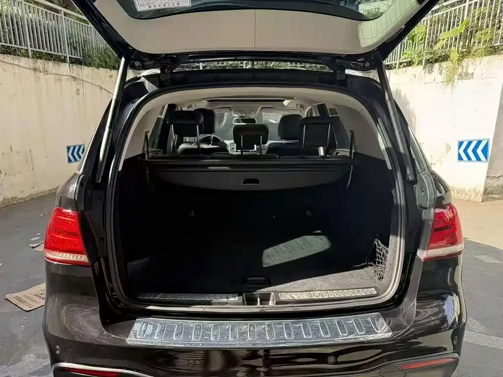 Mercedes-Benz GLE 2018 — фото 14
