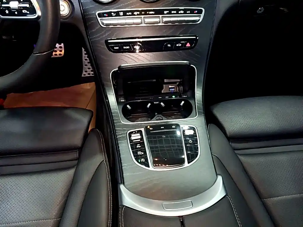 Mercedes-Benz C-Class 2019 — фото 14