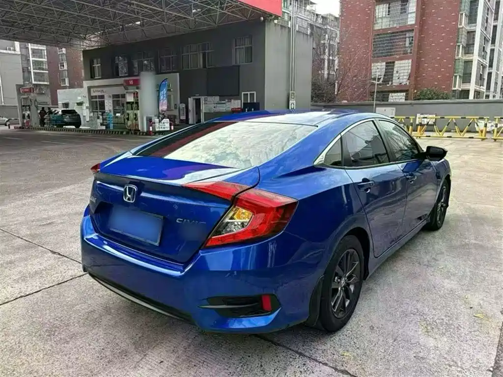 Honda Civic 2021 — фото 14