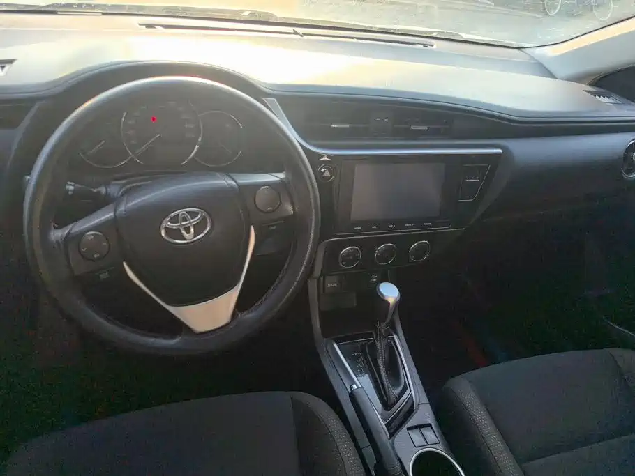 Toyota Levin 2018 — фото 12