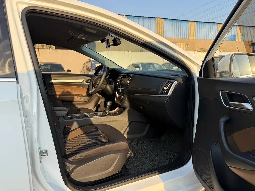 Roewe i6 Classic 2020 — фото 11