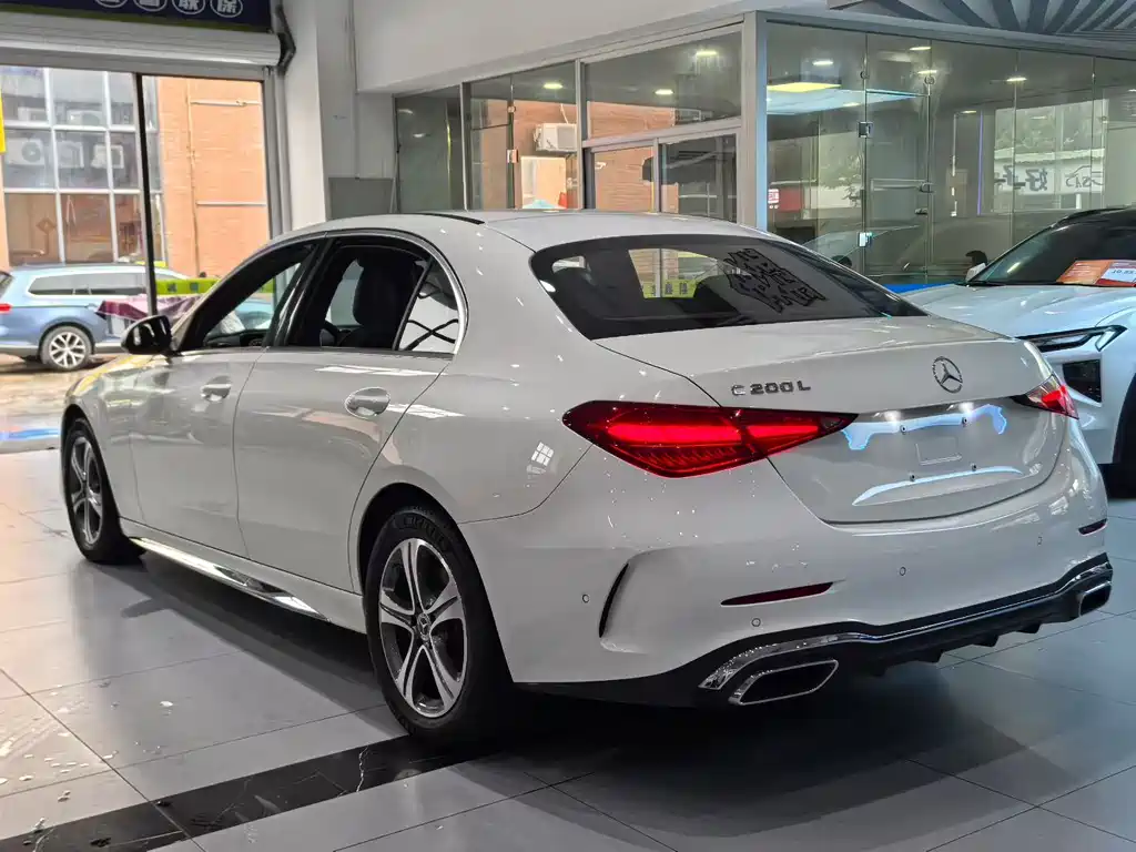 Mercedes-Benz C-Class 2022 — фото 9