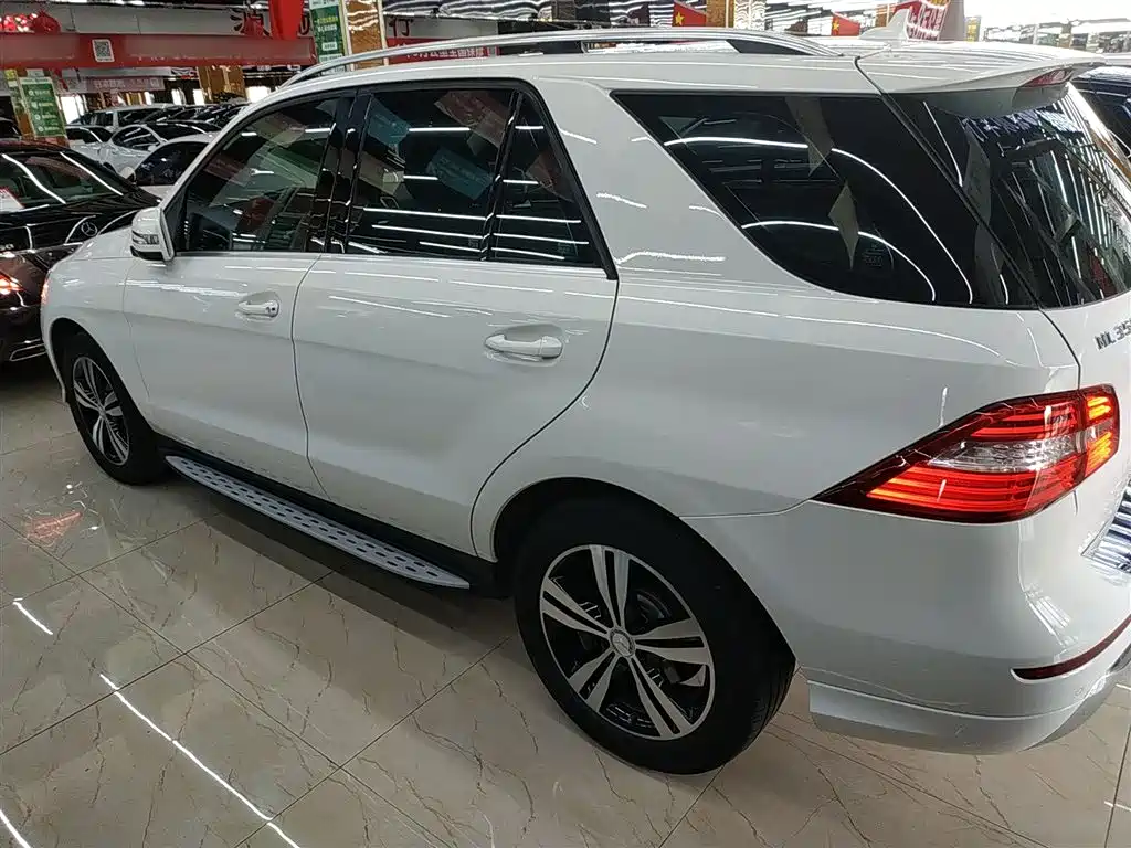 Mercedes-Benz M-Class 2015 — фото 25