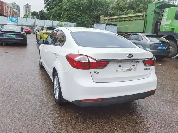 Kia K3 2016