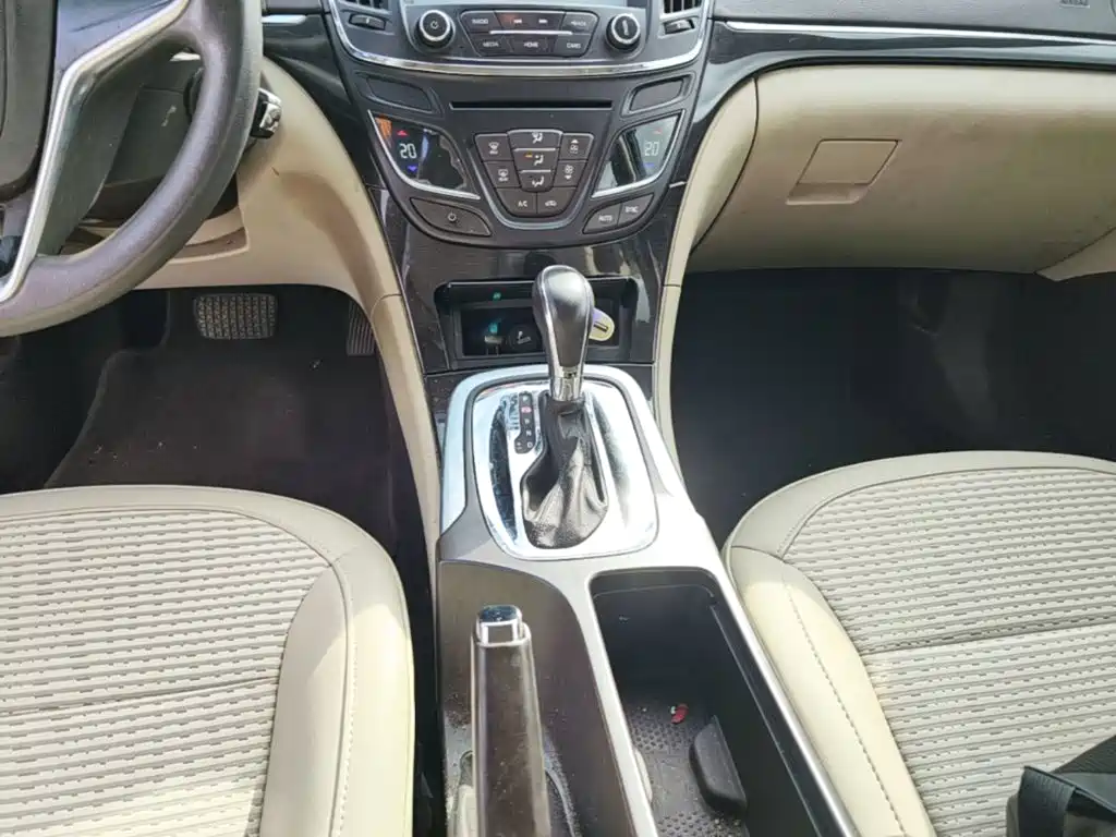 Buick Regal 2016 — фото 14