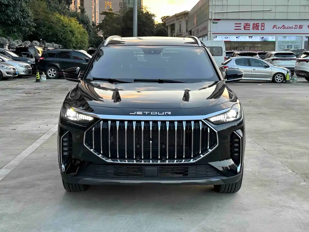 Jetour X70 PLUS 2025 — фото 2