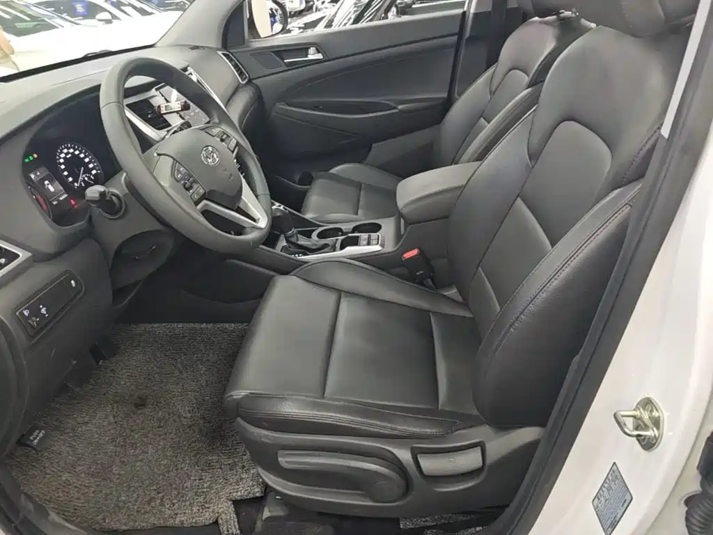 Hyundai Tucson 2019 — фото 15