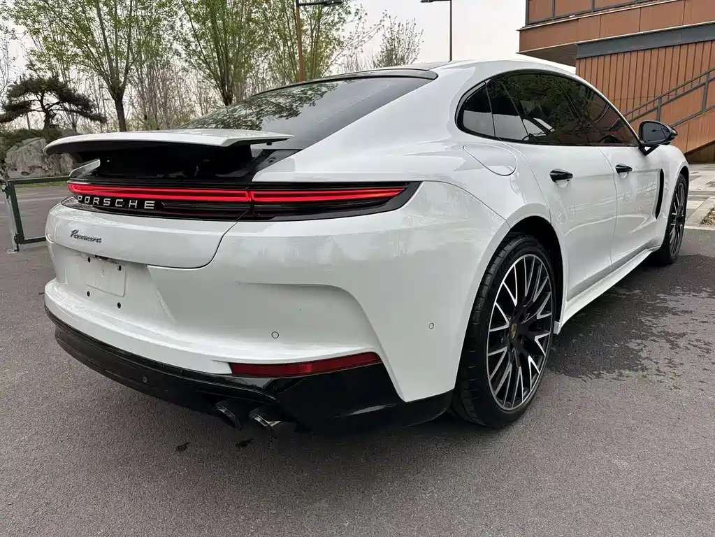 Porsche Panamera 2024 — фото 13