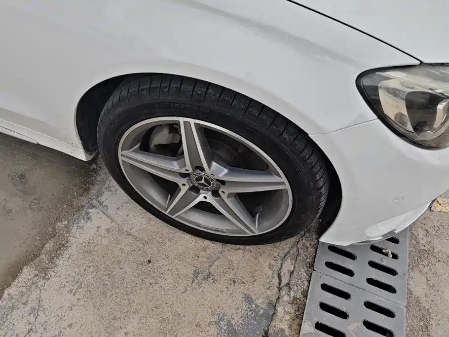 Mercedes-Benz C-Class 2018