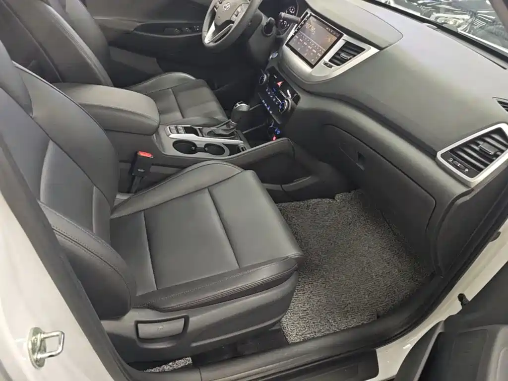 Hyundai Tucson 2019 — фото 25
