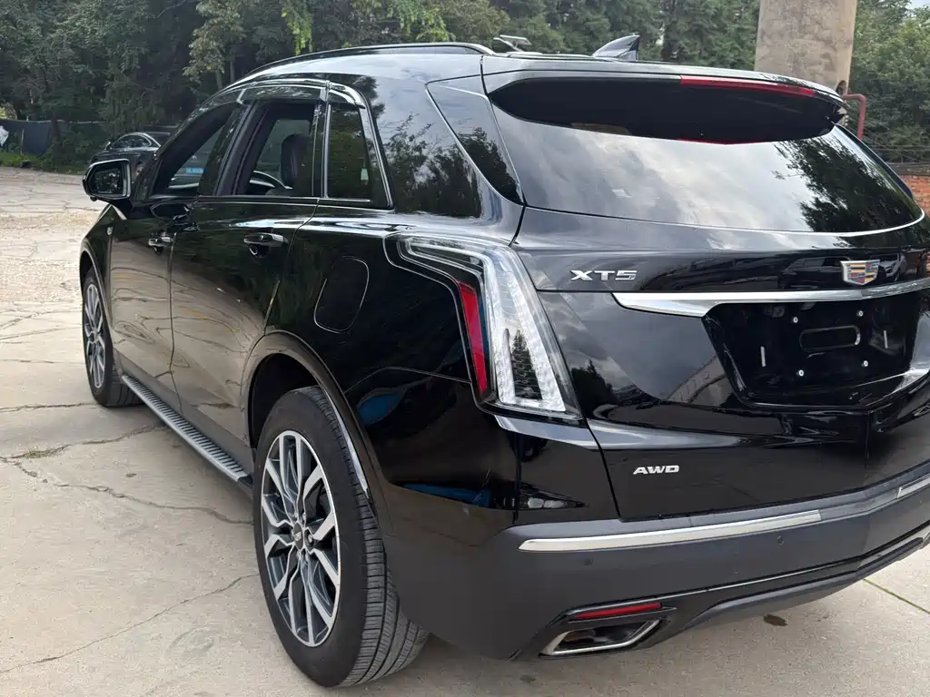 Cadillac XT5 2021 — фото 12