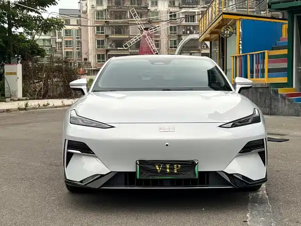 Geely Galaxy E8 2024