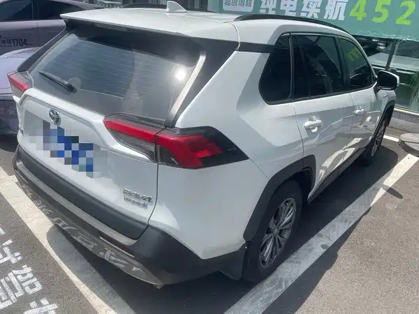 Toyota RAV4 2023