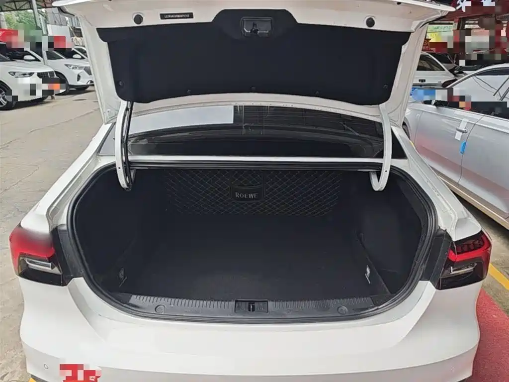 Roewe i6 MAX 2021 — фото 19