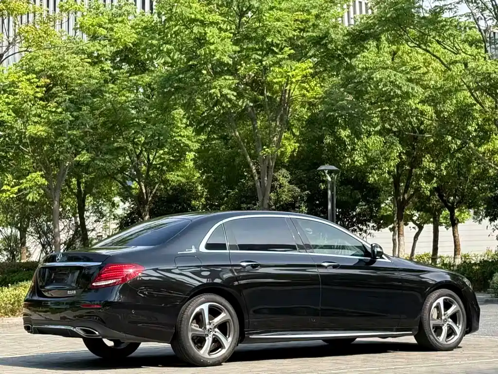 Mercedes-Benz E-Class 2018 — фото 5