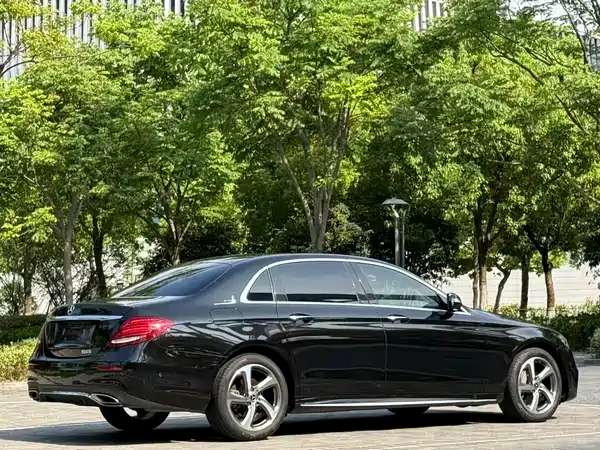 Mercedes-Benz E-Class 2018