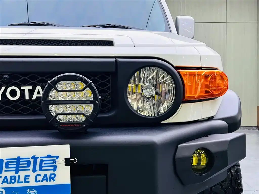 Toyota FJ Cruiser 2024 — фото 7