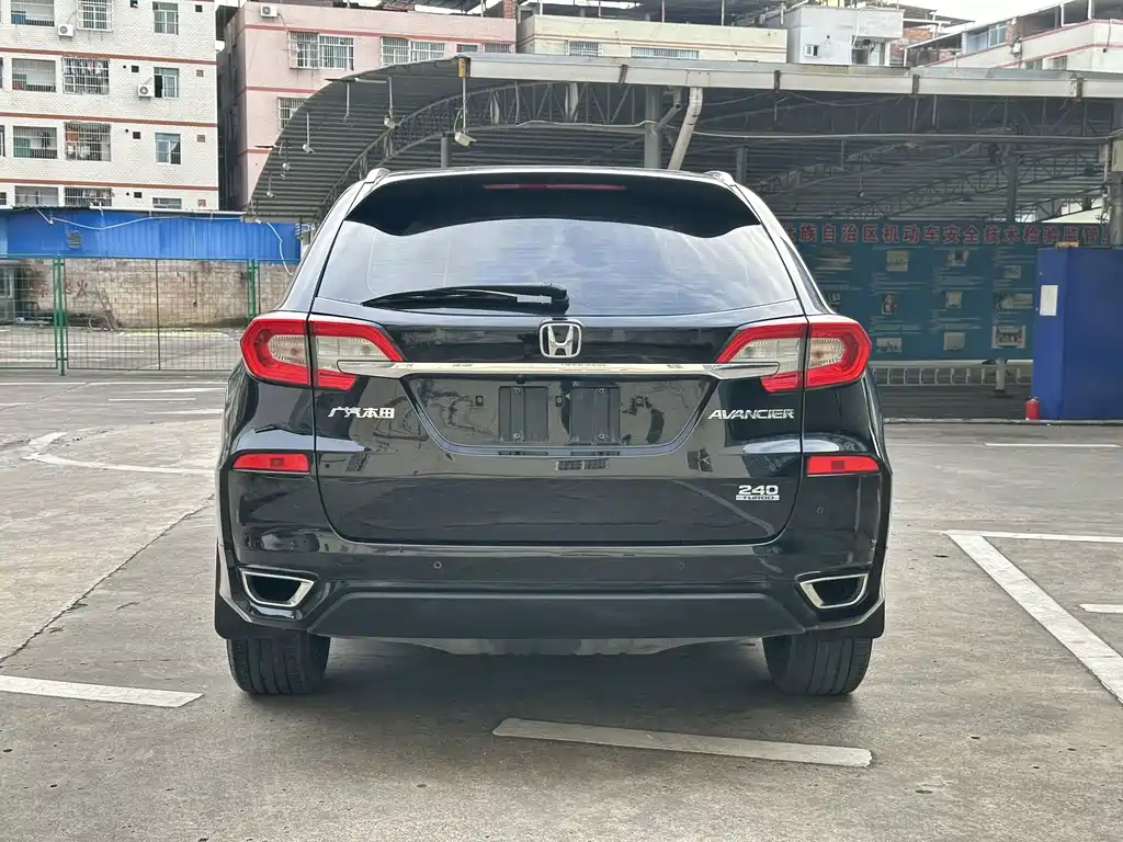 Honda Avancier 2017 — фото 6