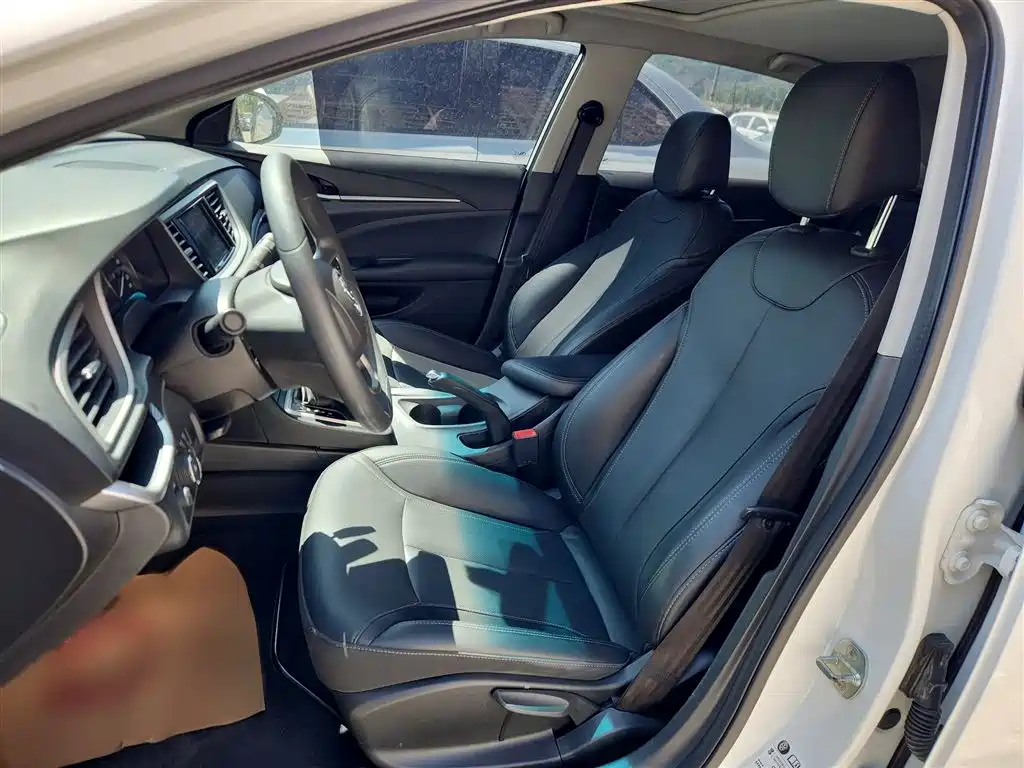 Buick Excelle 2021 — фото 10